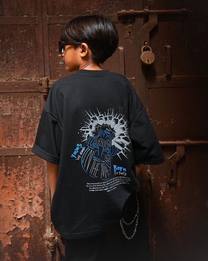 MADE FOR STREETS OVERSIZED BOX TEE - Image 2